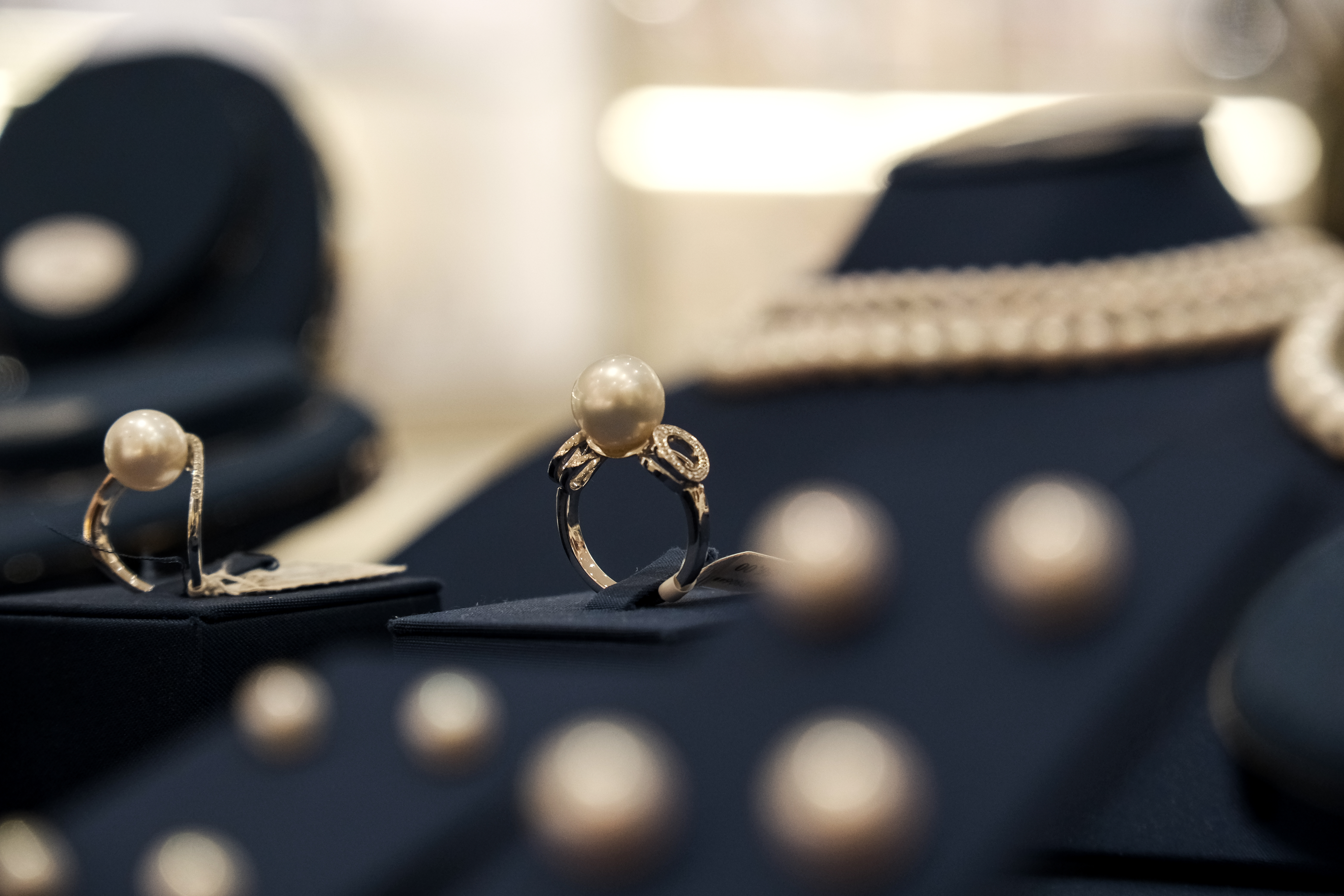 GIOIELLERIA DA RE - presso il Centro Commerciale IL CENTRO - ad Arese