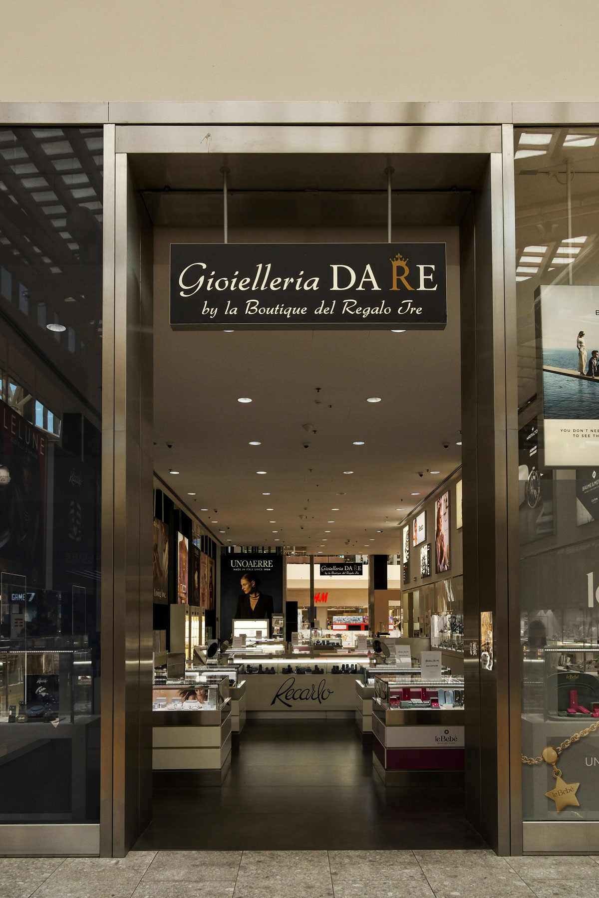 GIOIELLERIA DA RE - presso il Centro Commerciale IL CENTRO - ad Arese